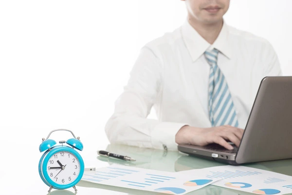 probation period in UAE